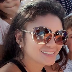 Meet your Posher, Virginia